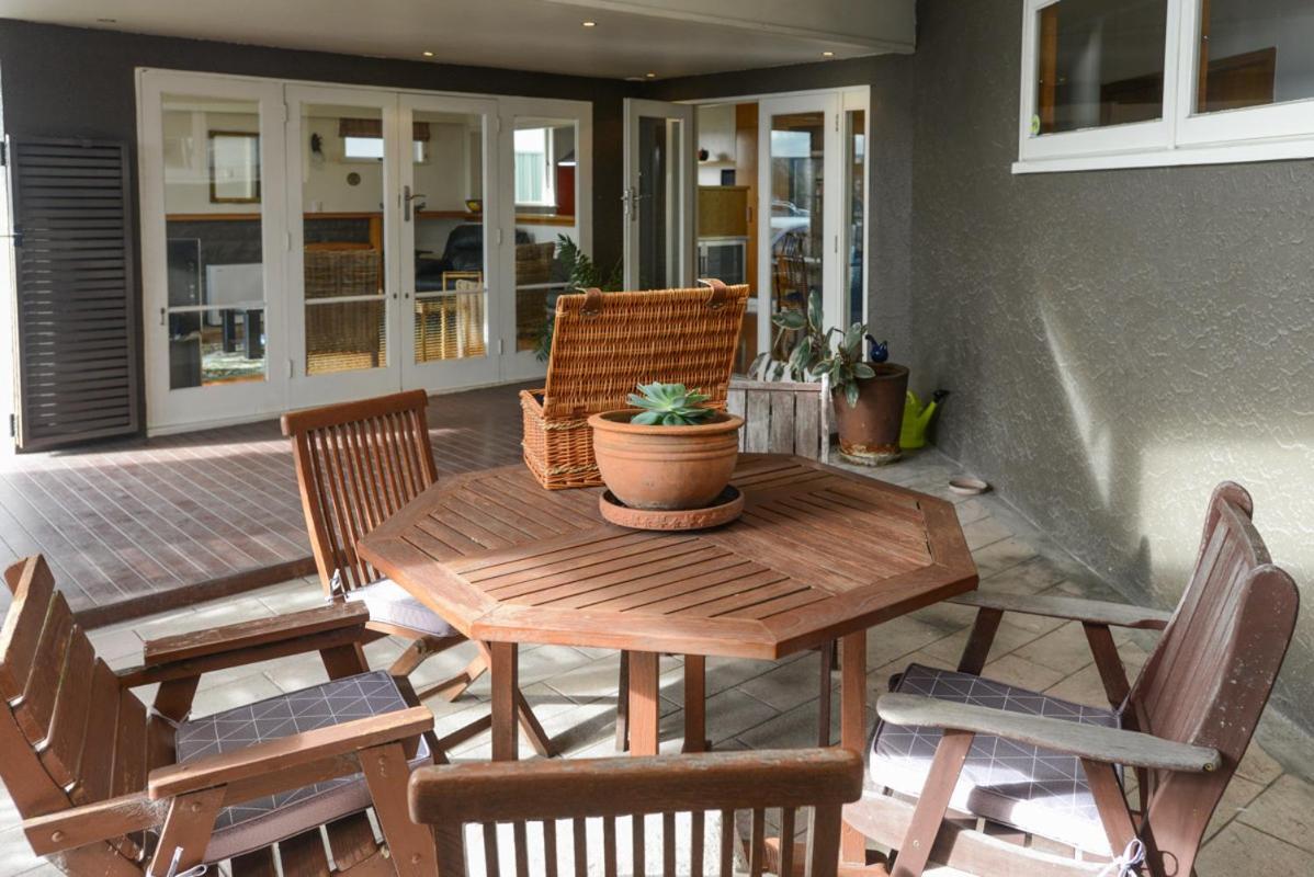 Breakwater Cottage - Napier Holiday Home Exterior foto